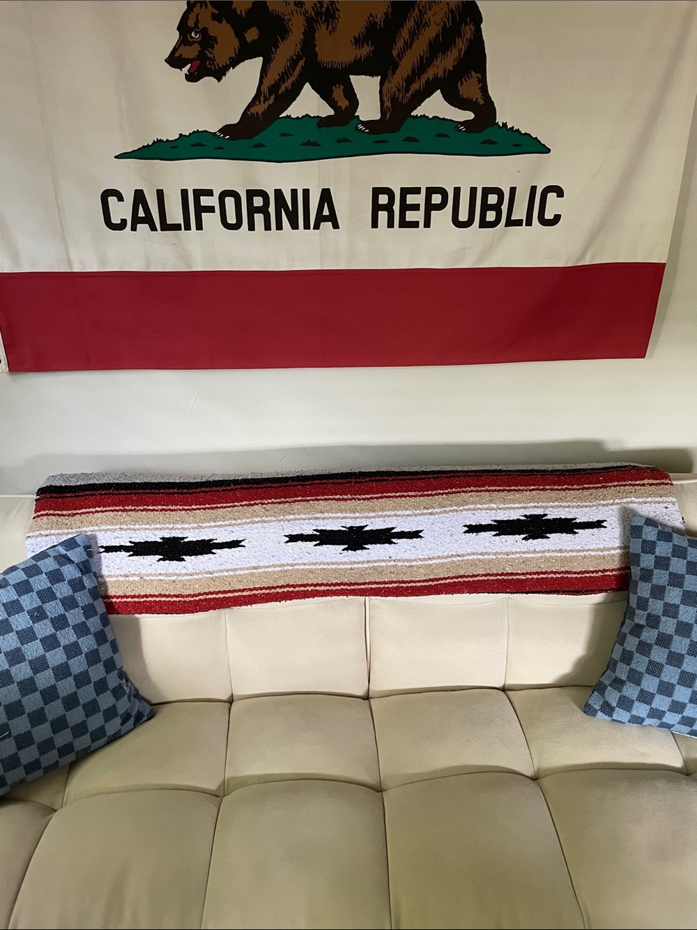 Handwoven Cream and Red Southwestern Decorative blanket - Picture 6 of 7